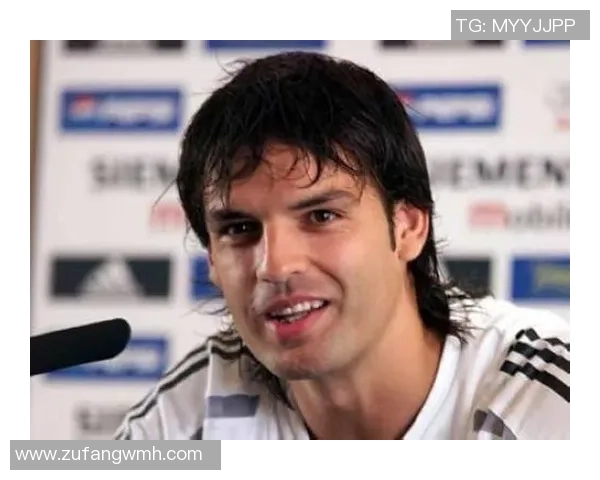 足球巨星含泪告别绿茵场 感谢陪伴与支持的无数岁月